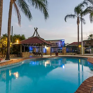 https://centre-point-mid-city-motor-inn.queenslandhotels.net
