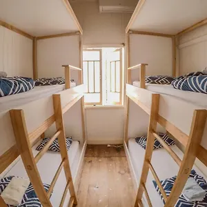 https://bunk-inn-hostel.queenslandhotels.net
